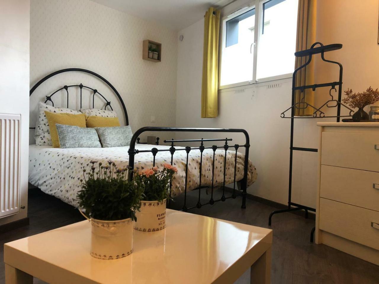 Apartament Studio Centre Dinan Zewnętrze zdjęcie